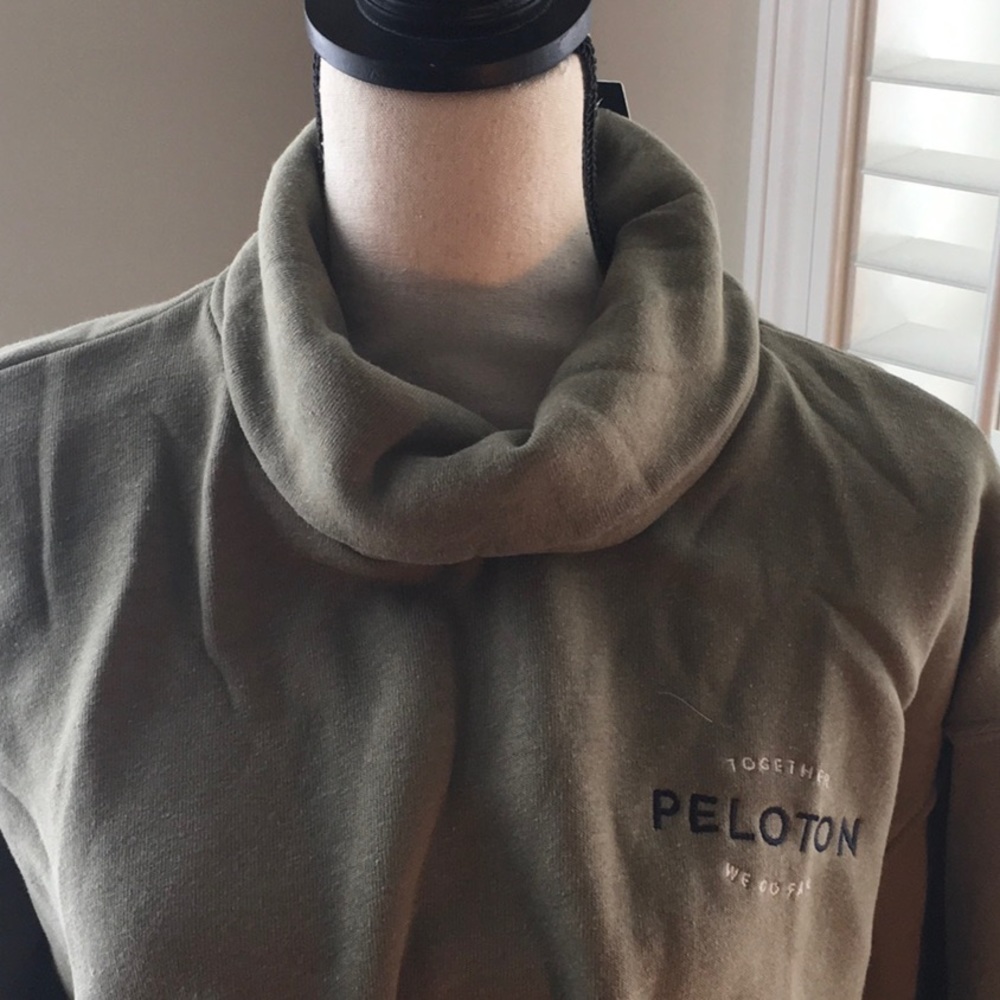 NWT Peloton Green Funnel Neck Pullover L